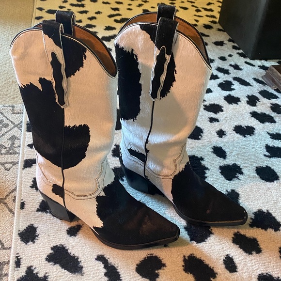 *sold* Jeffrey Campbell cowhide dagget boot - Picture 2 of 6